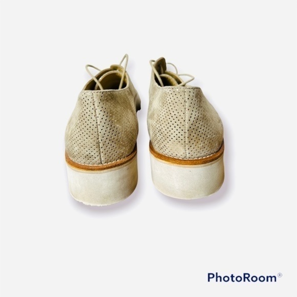 Paul Green lace up shoes Tan Gold Pin Dot Metallic Print Pattern Suede Oxfords - Picture 3 of 4